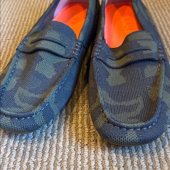 NEW Rothy's the driving loafer in Olive forest Camouflage Slip-Ons size 7.5 - Picture 9 of 9